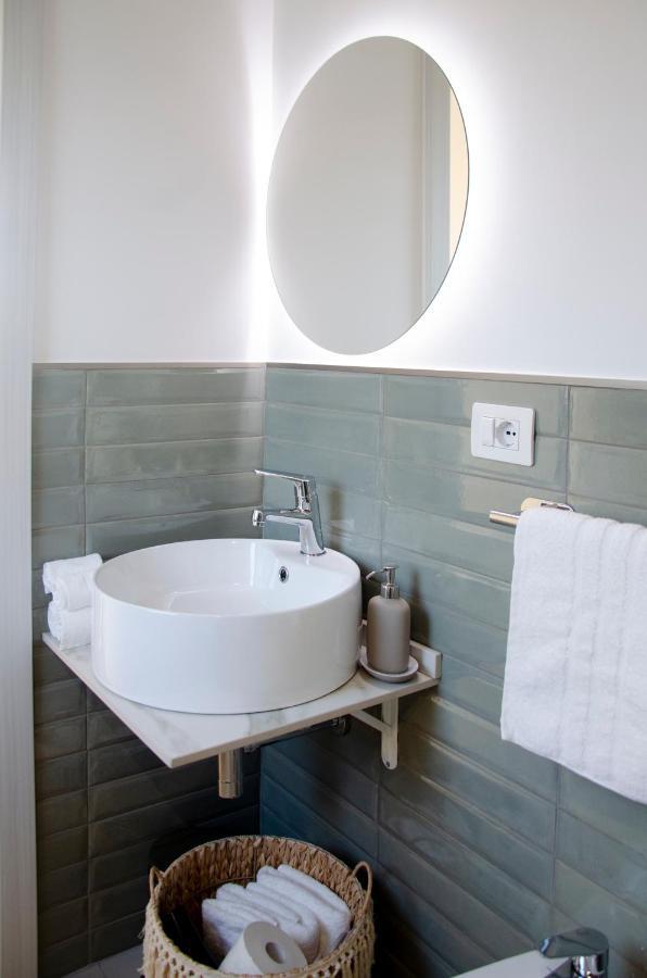 Donna Elena Rooms Sant'Egidio del Monte Albino Экстерьер фото